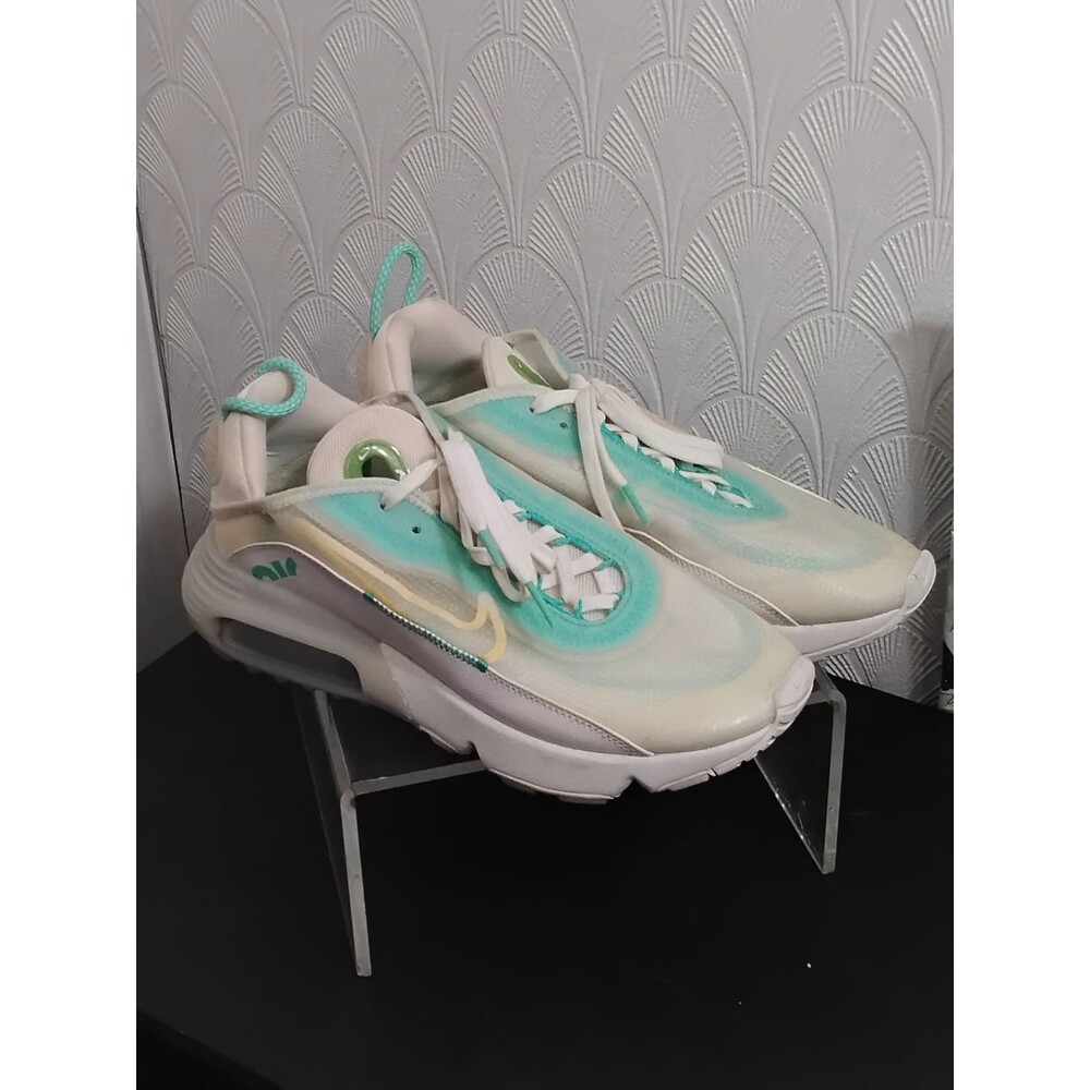 Size 8 - Nike Air Max 2612 Aurora Green W8
